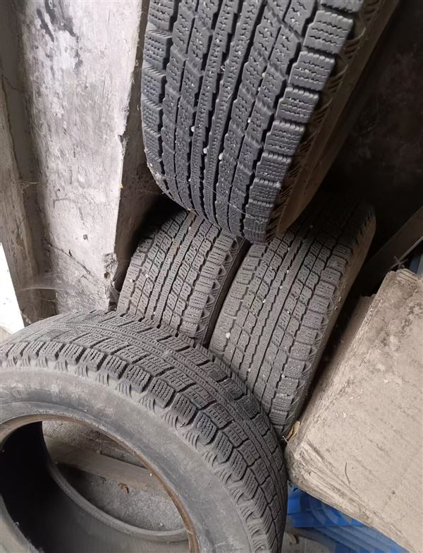 98新175/70R13正新雪地胎