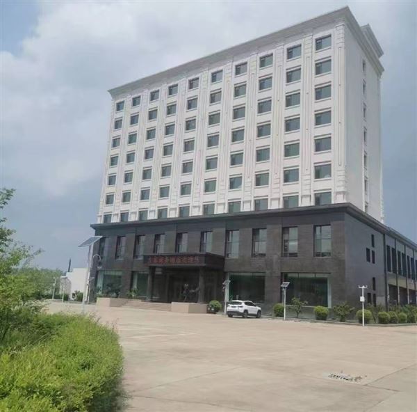 吉家酒店招聘前台